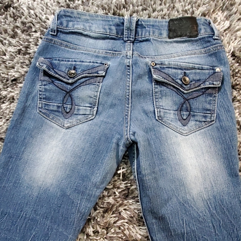 Jeans - Picture 2 of 4